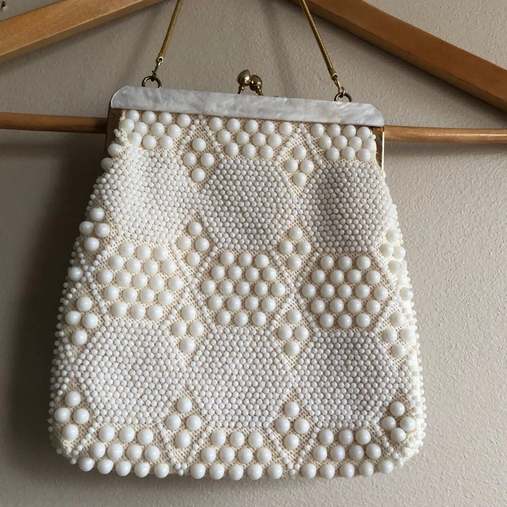 ✨Vintage Authentic Goldco Hong Kong beaded handbag - Picture 10 of 17